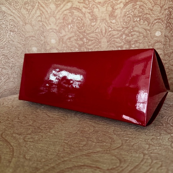 Chanel Red Gift Box with Ribbon - Picture 6 of 8